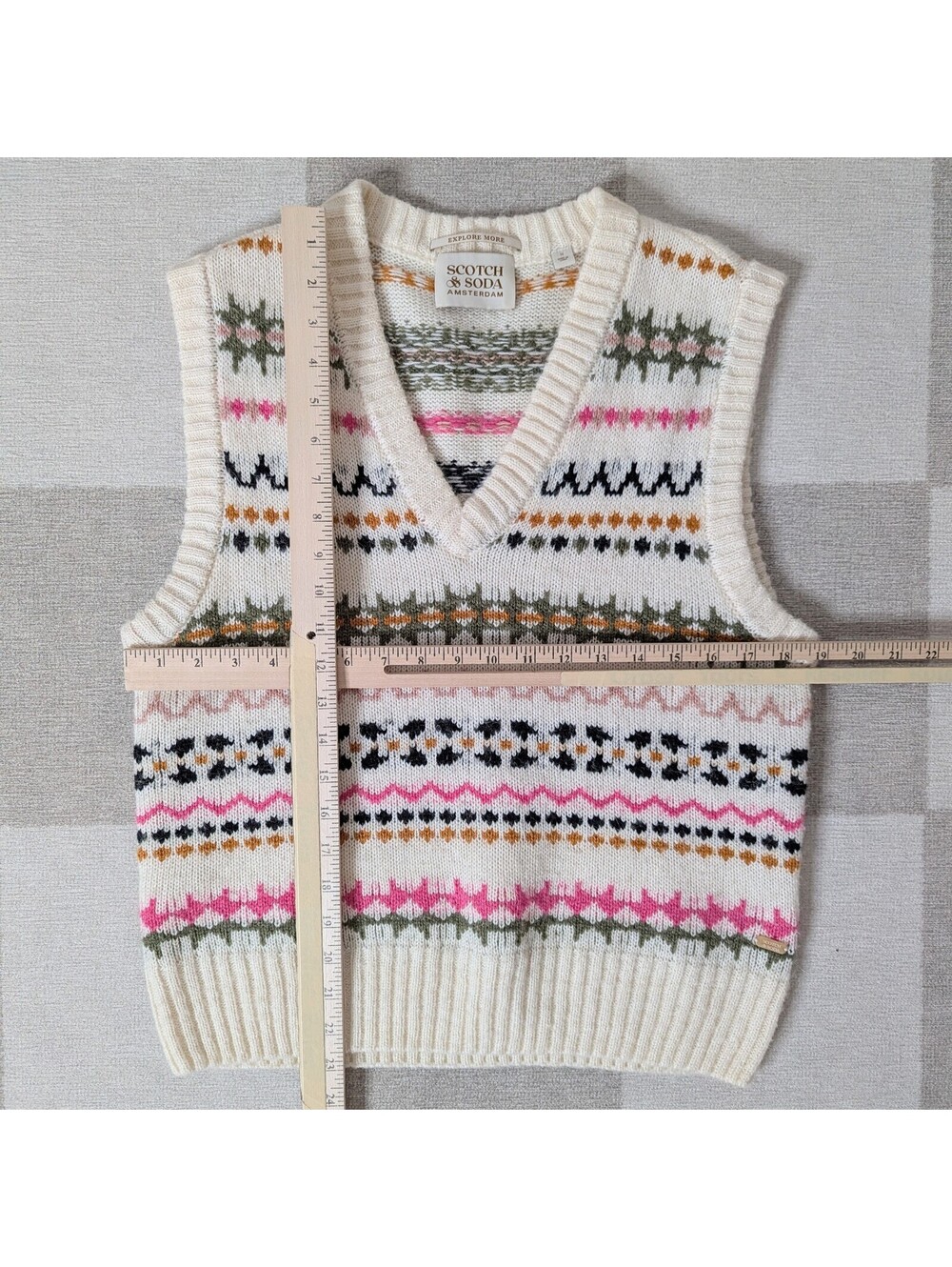 Scotch & Soda relaxed fair isle V neck sweater vest - Picture 5 of 7